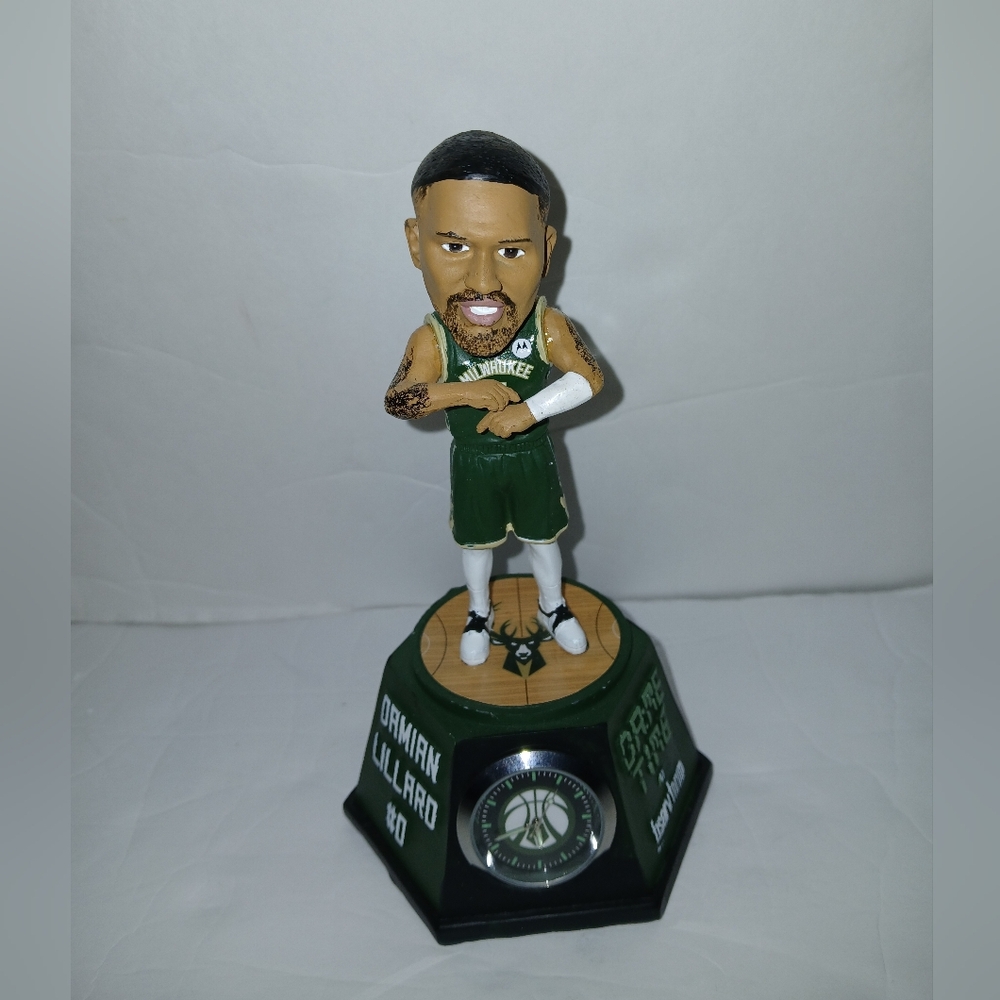 Damian Lilliard Milwaukee Bucks Dame Time Bobblehead 2023-2024